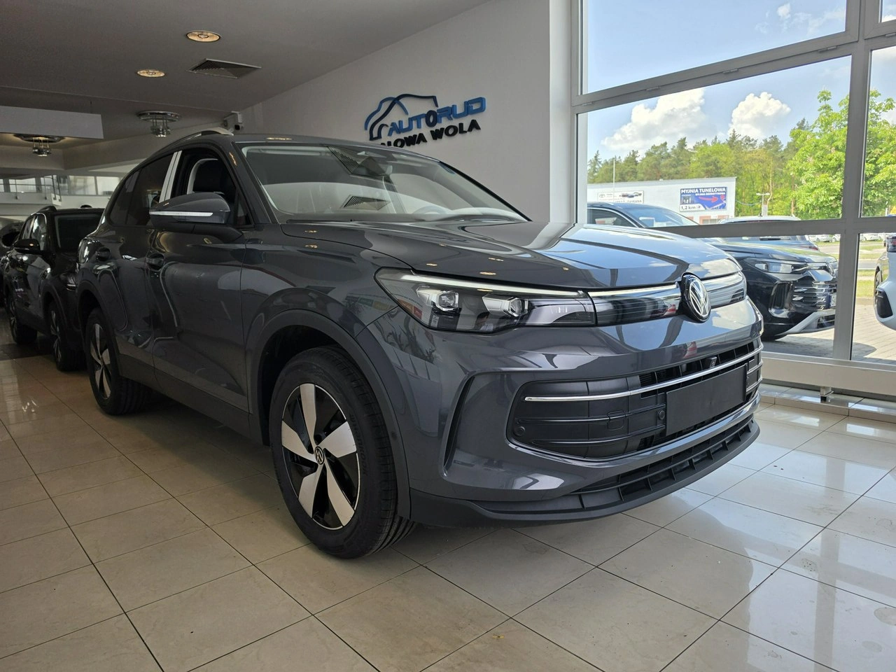 Volkswagen Tiguan - Zdjęcie 1