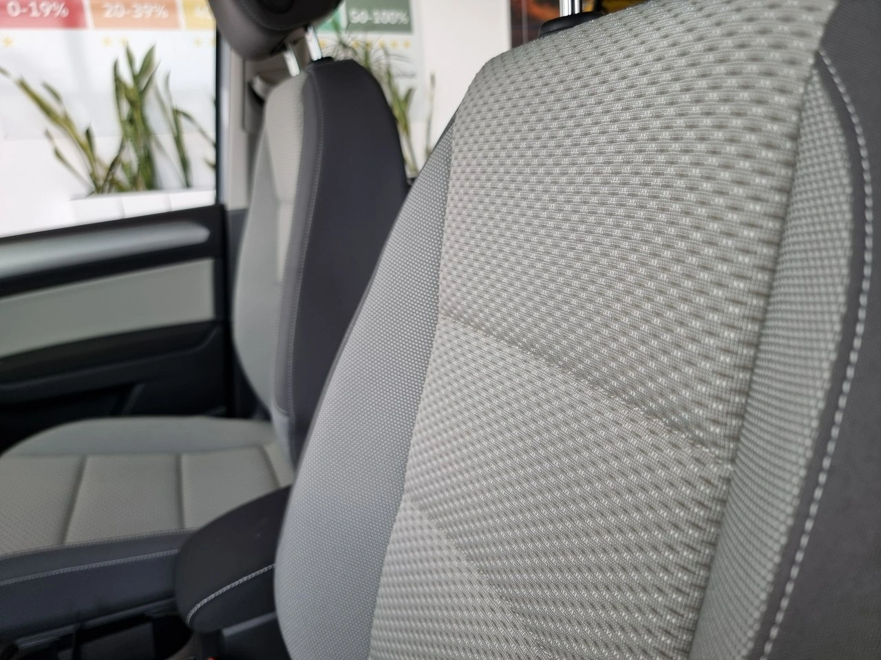 Volkswagen Touran - Zdjęcie 9