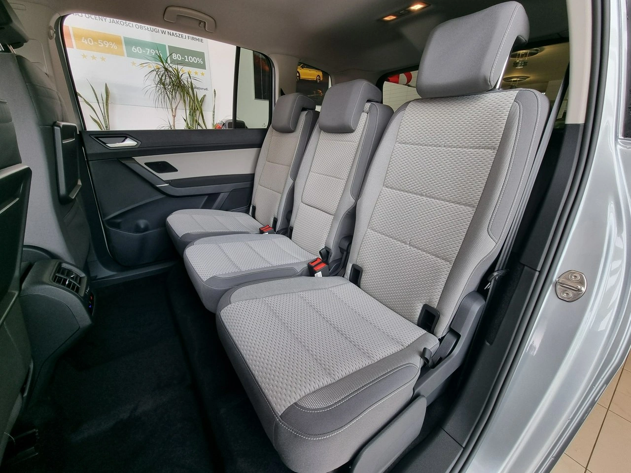 Volkswagen Touran - Zdjęcie 10