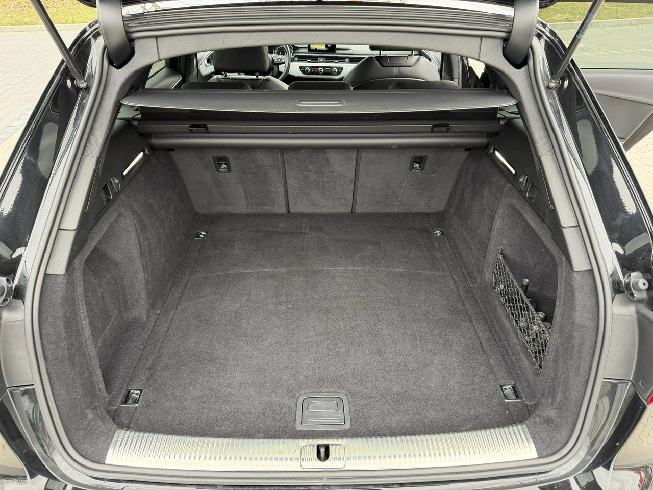 Audi A4 - Zdjęcie 36