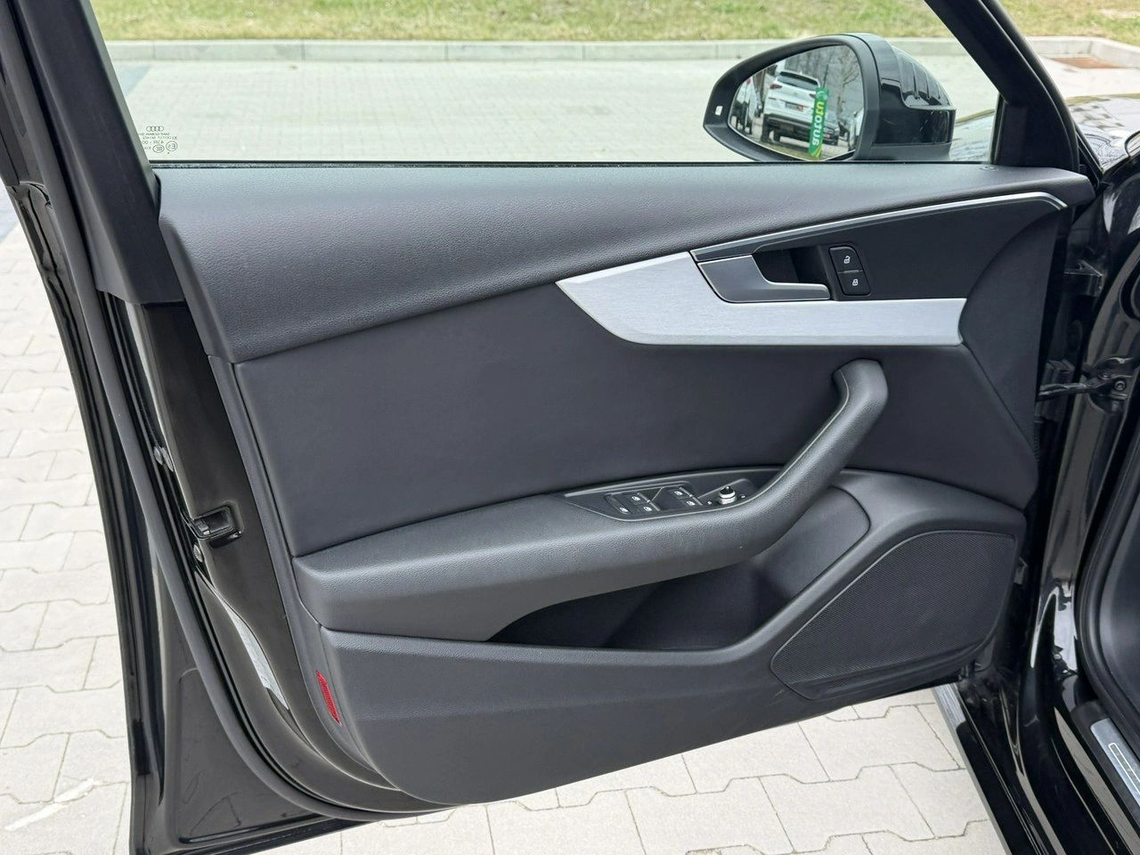 Audi A4 - Zdjęcie 14