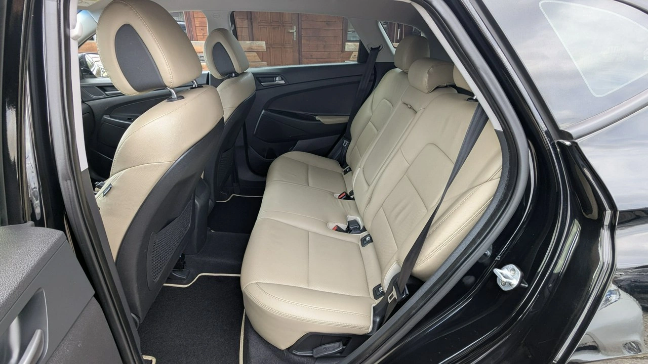 Hyundai Tucson - Zdjęcie 13