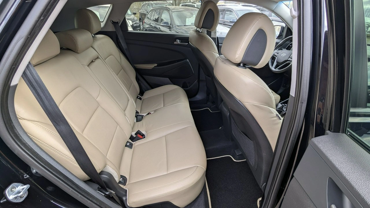 Hyundai Tucson - Zdjęcie 15