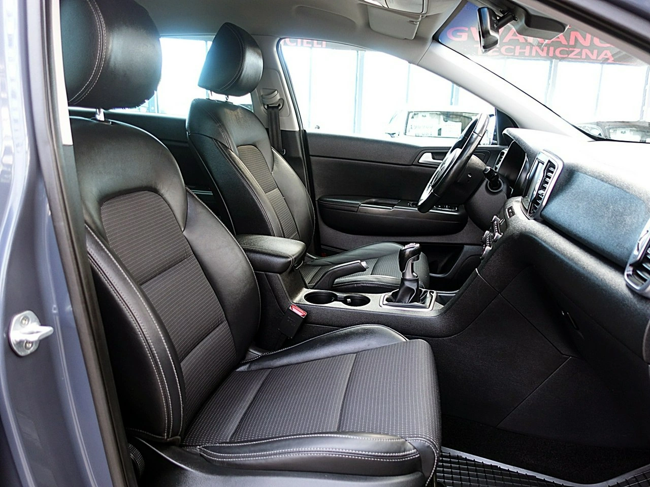 Kia Sportage - Zdjęcie 10