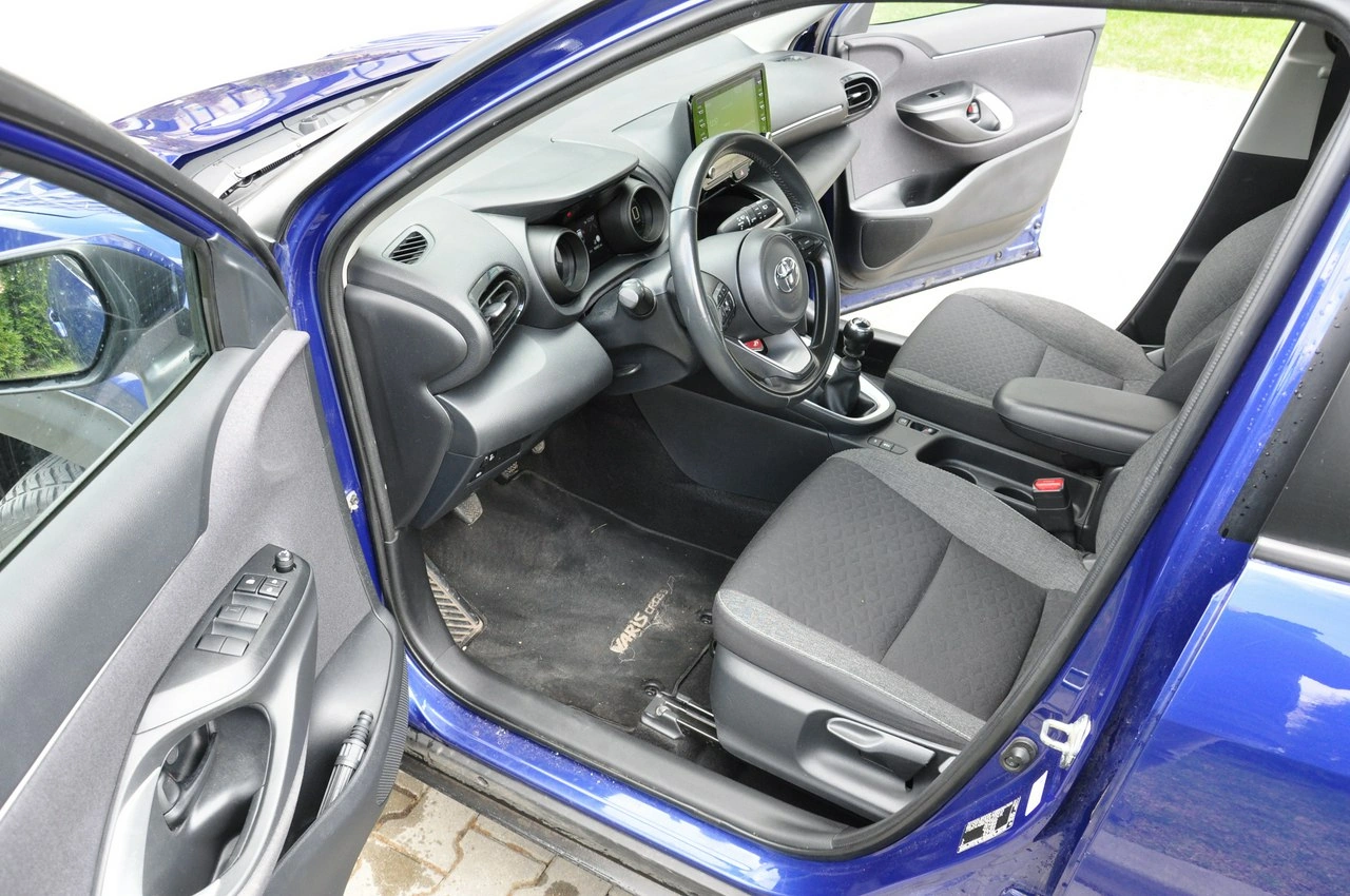 Toyota Yaris Cross - Zdjęcie 11