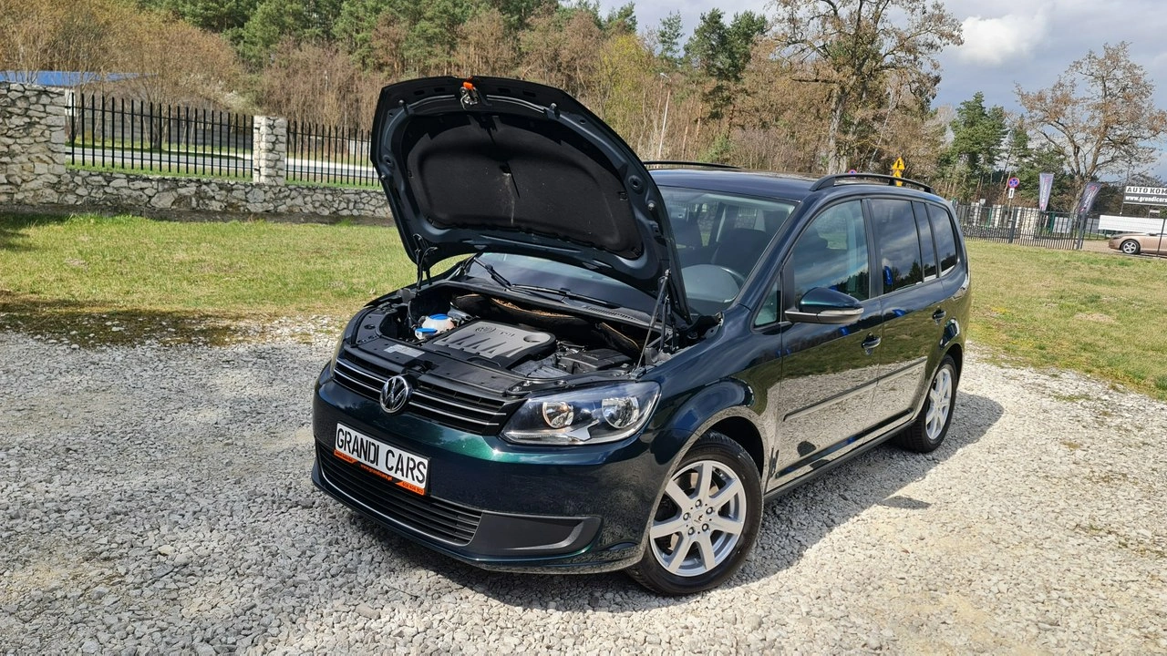Volkswagen Touran - Zdjęcie 30
