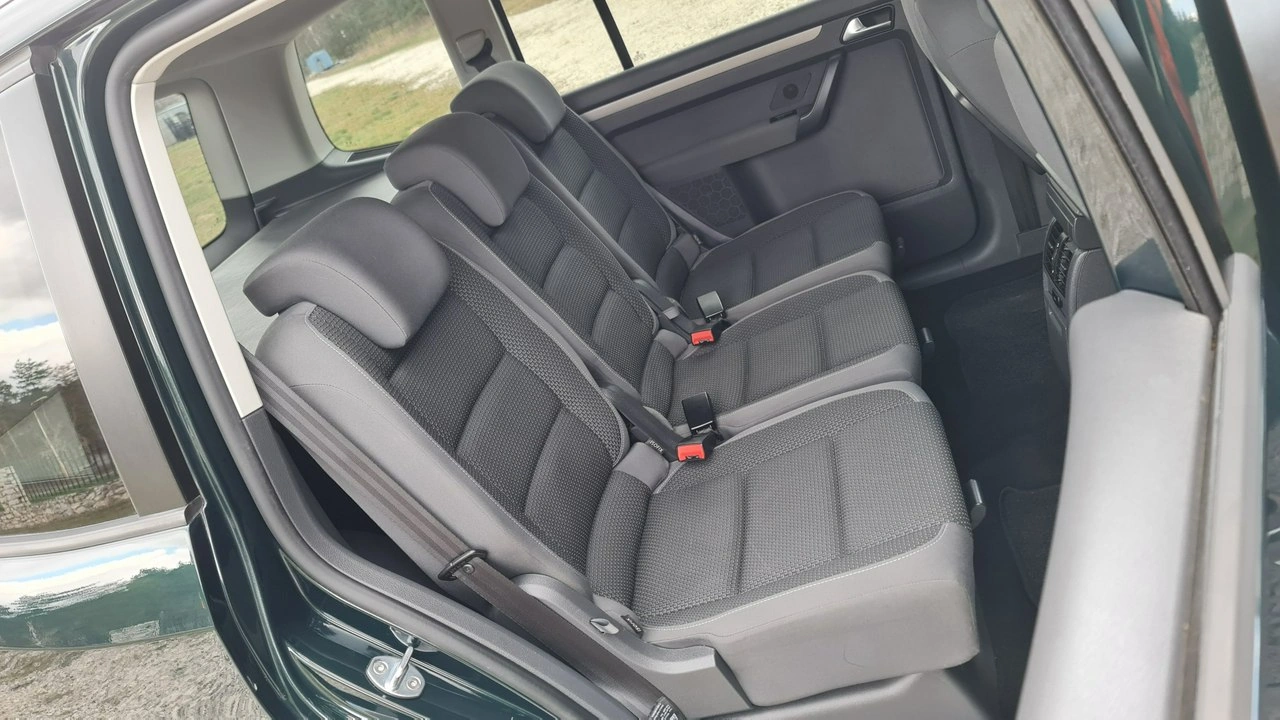 Volkswagen Touran - Zdjęcie 8