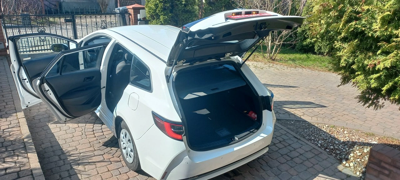 Toyota Corolla - Zdjęcie 18