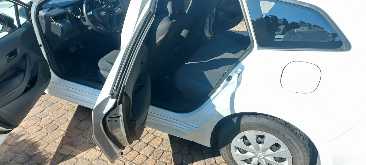 Toyota Corolla - Zdjęcie 21