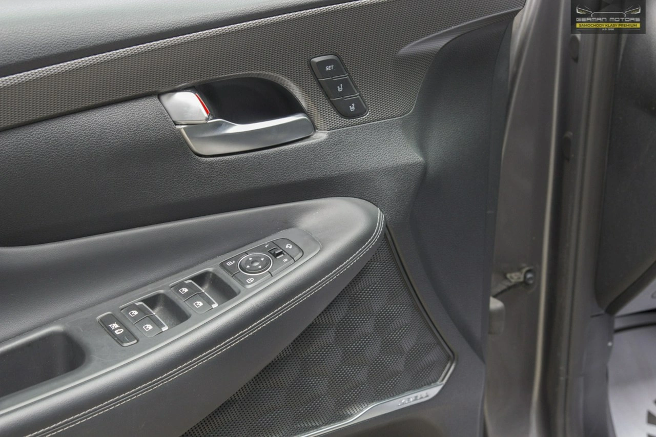 Hyundai Santa Fe - Zdjęcie 31