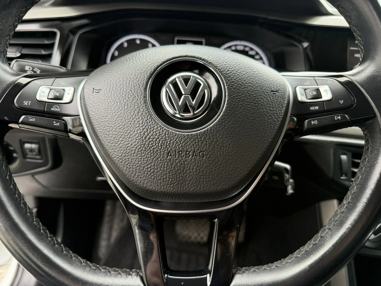 Volkswagen Polo - Zdjęcie 17