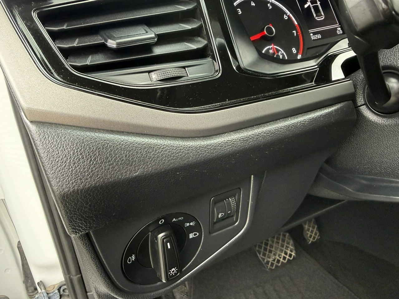 Volkswagen Polo - Zdjęcie 18