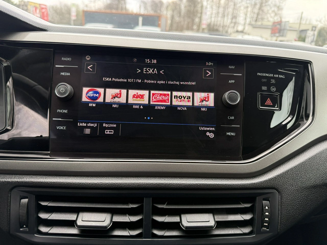 Volkswagen Polo - Zdjęcie 25