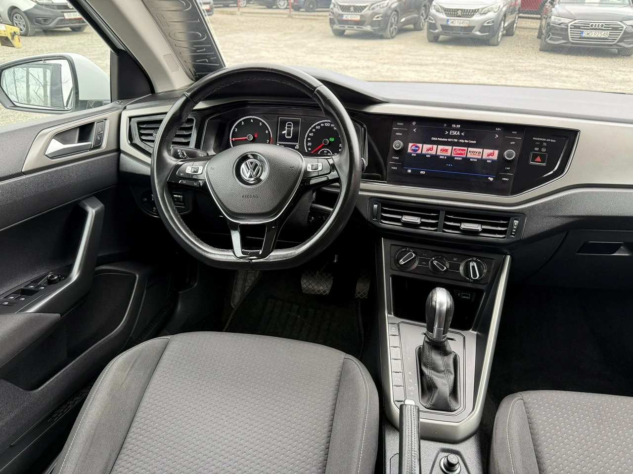 Volkswagen Polo - Zdjęcie 29