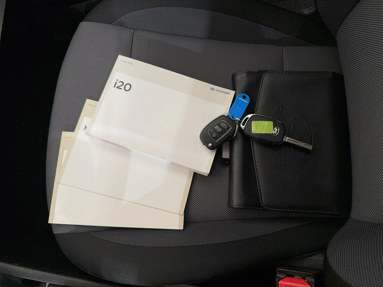 Hyundai i20 - Zdjęcie 22