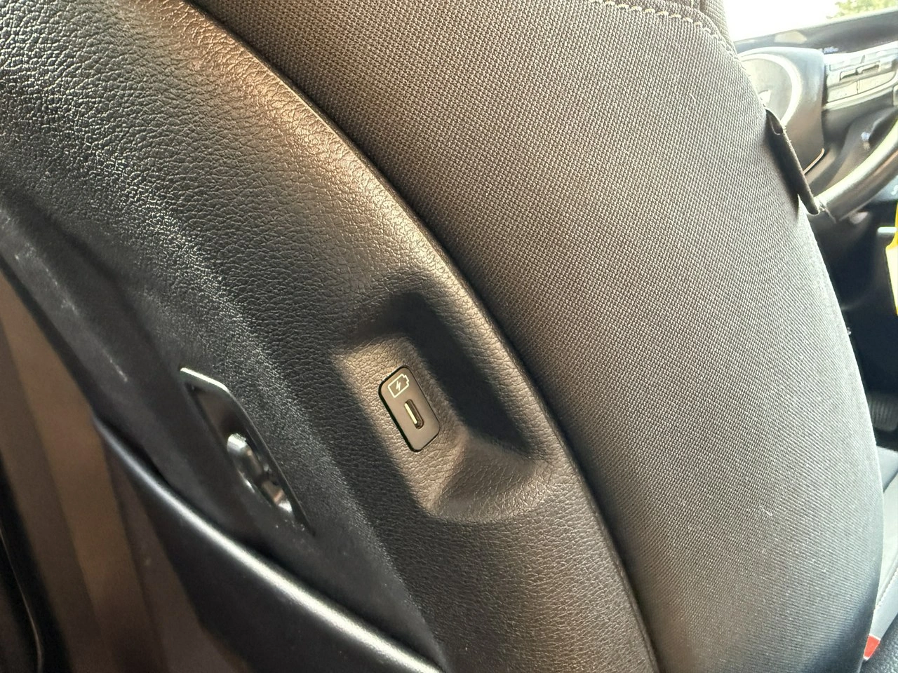 Kia Sportage - Zdjęcie 28