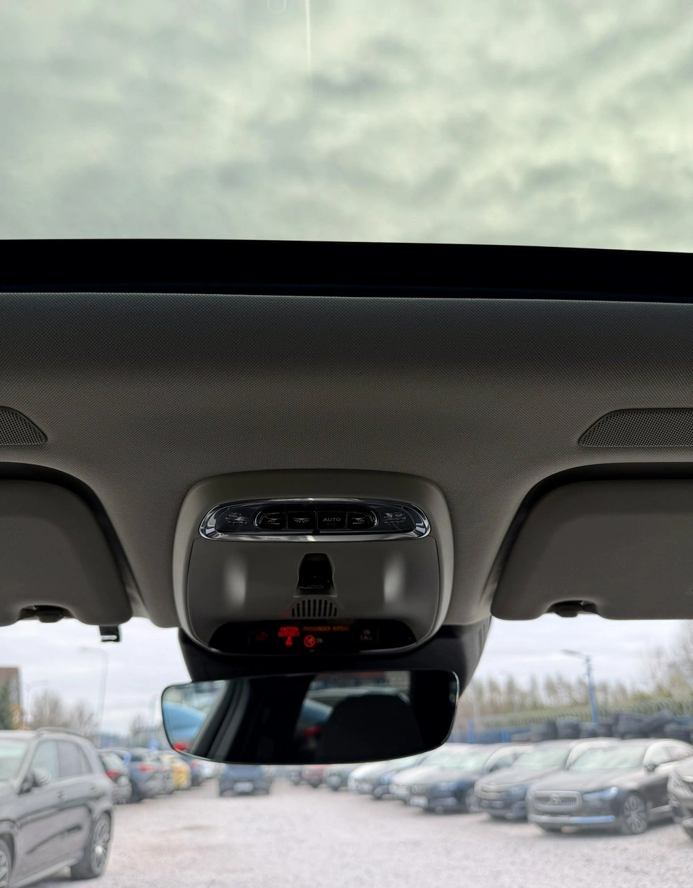 Volvo XC 60 - Zdjęcie 16