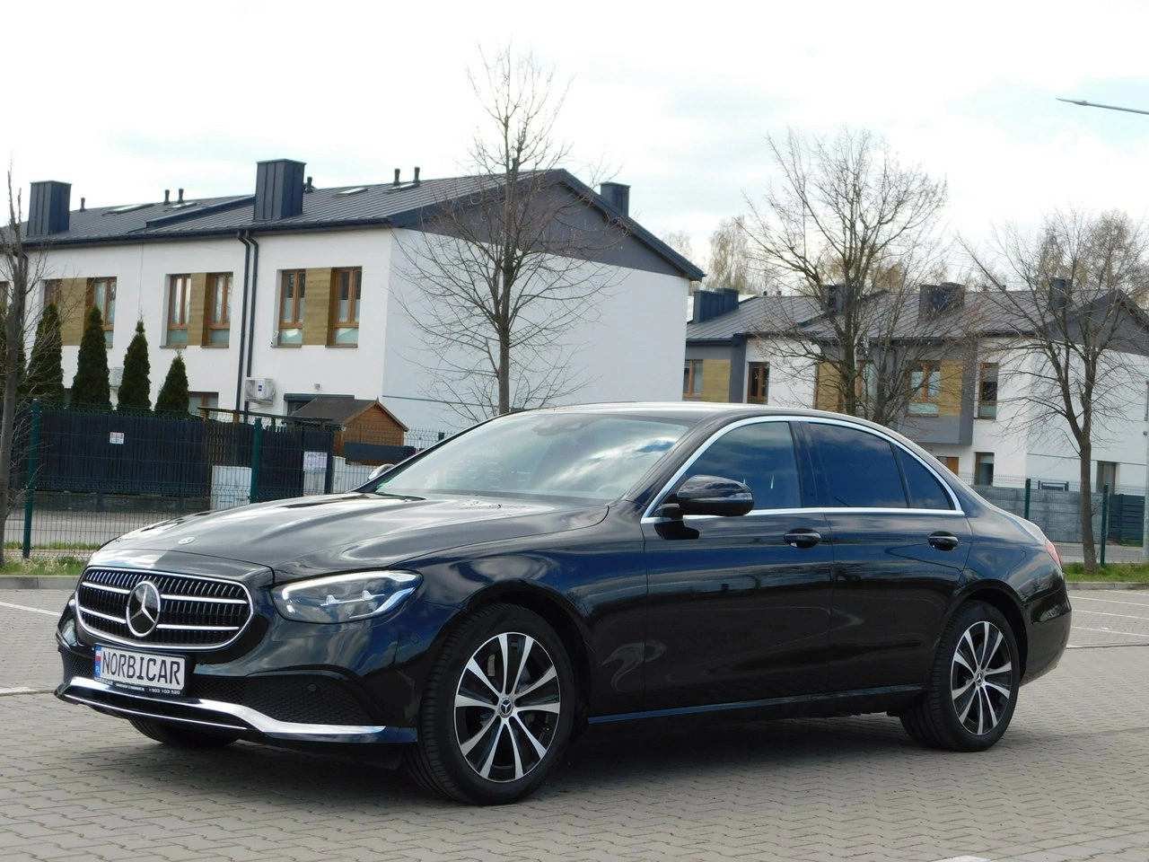 Mercedes E 320 - Zdjęcie 18