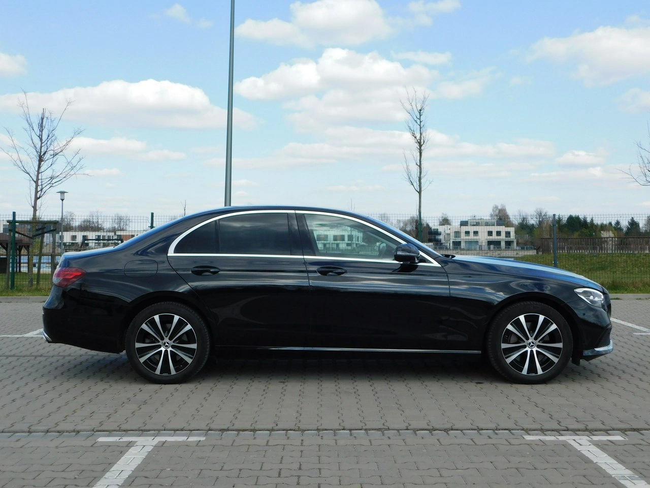 Mercedes E 320 - Zdjęcie 2