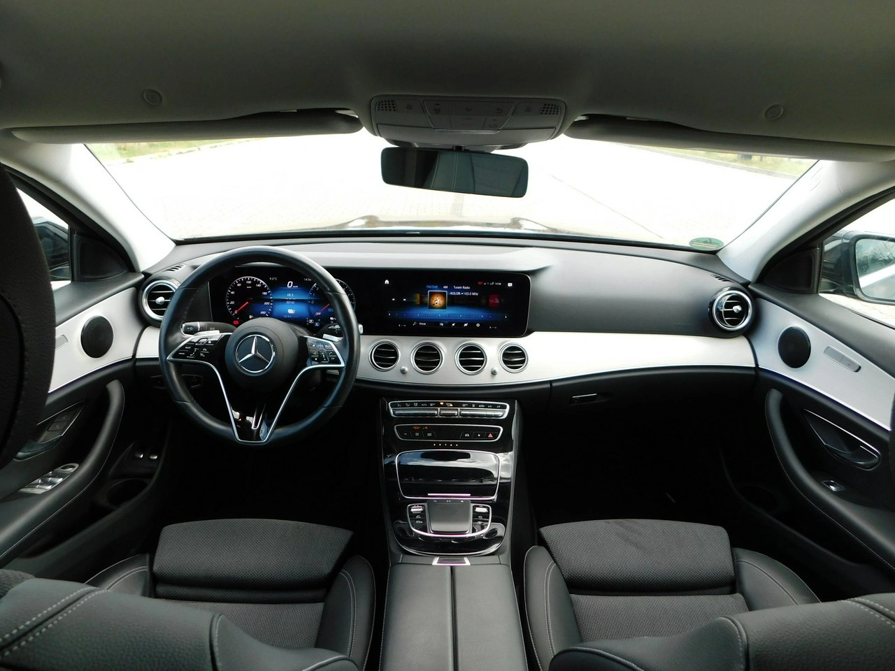 Mercedes E 320 - Zdjęcie 5