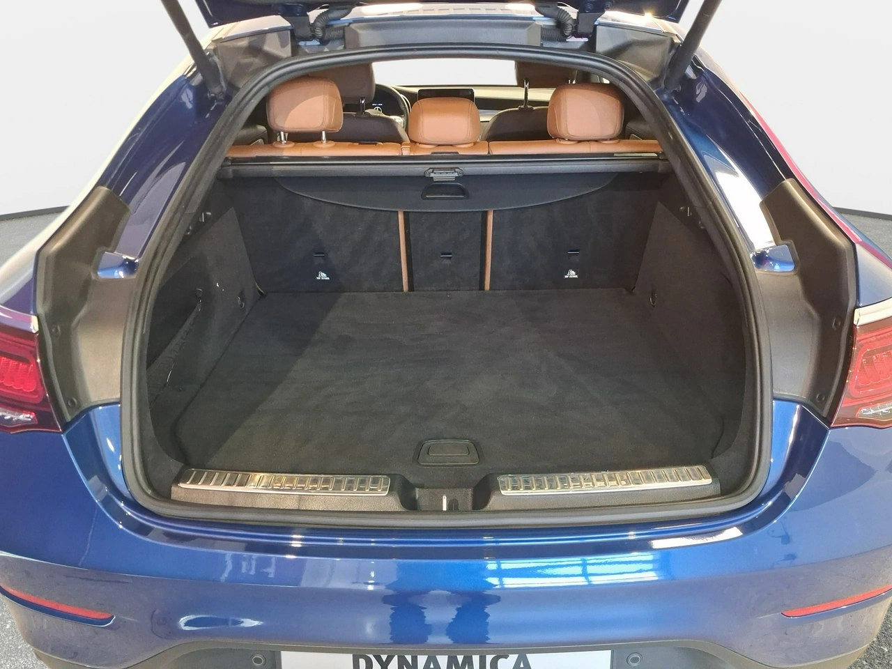 Mercedes GLC 200 - Zdjęcie 10