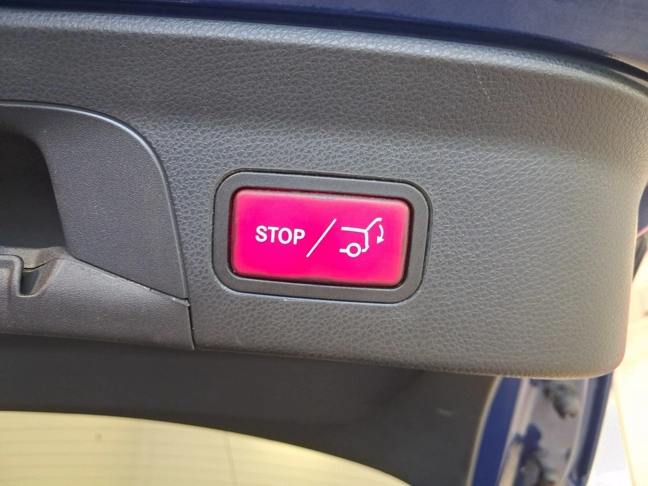 Mercedes GLC 200 - Zdjęcie 11