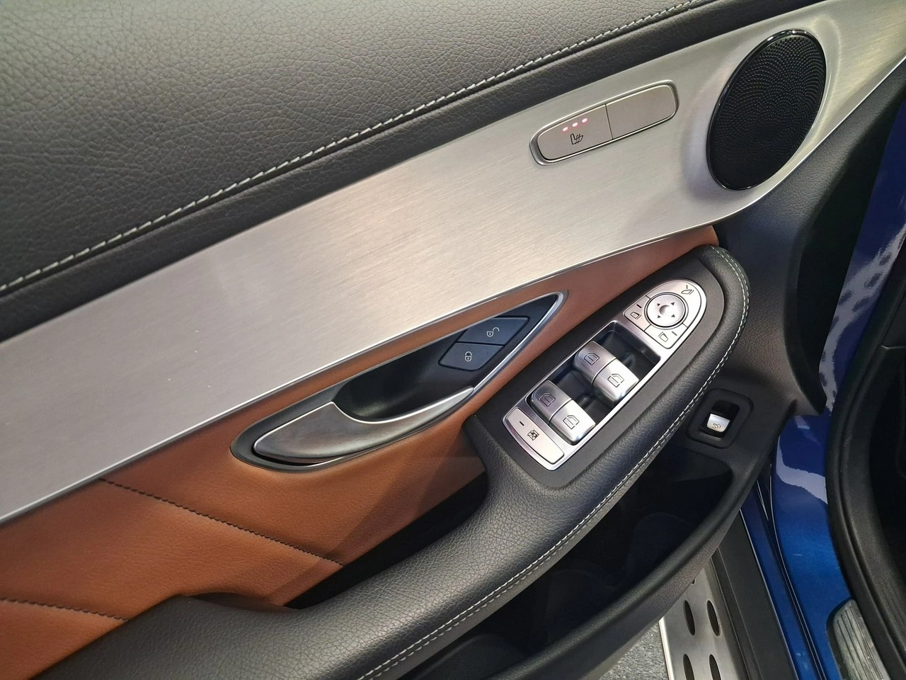 Mercedes GLC 200 - Zdjęcie 15