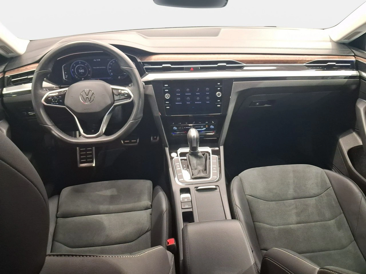 Volkswagen Arteon - Zdjęcie 11