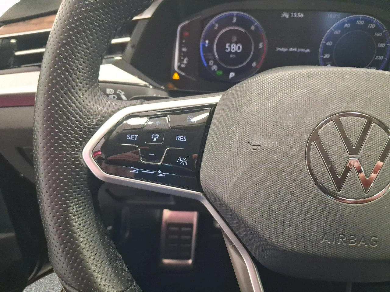 Volkswagen Arteon - Zdjęcie 13