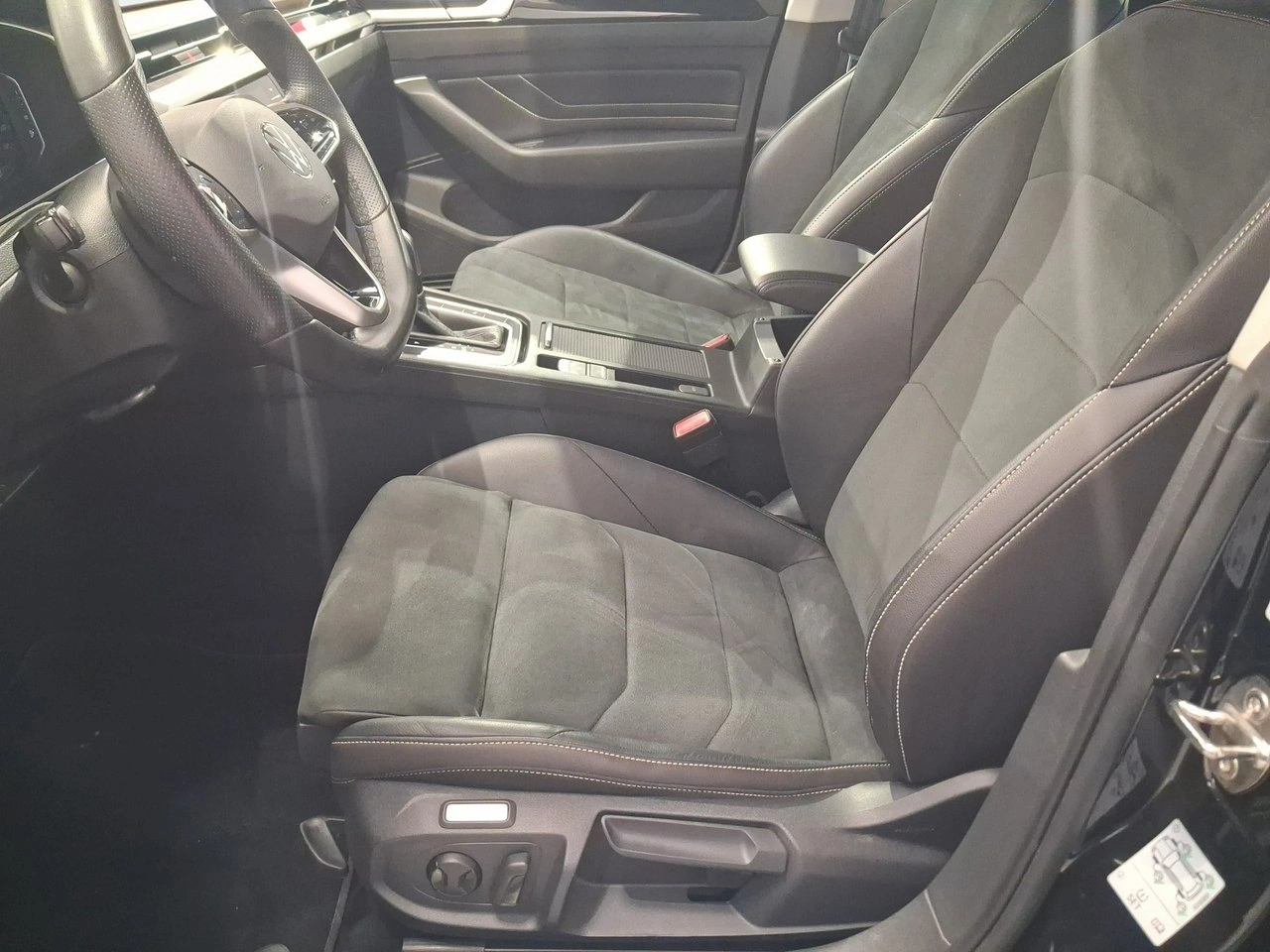 Volkswagen Arteon - Zdjęcie 8