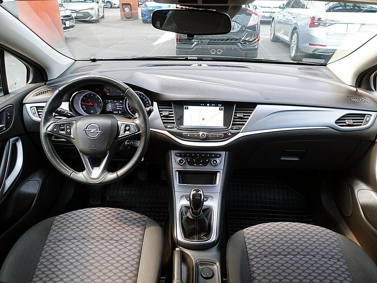 Opel Astra - Zdjęcie 11