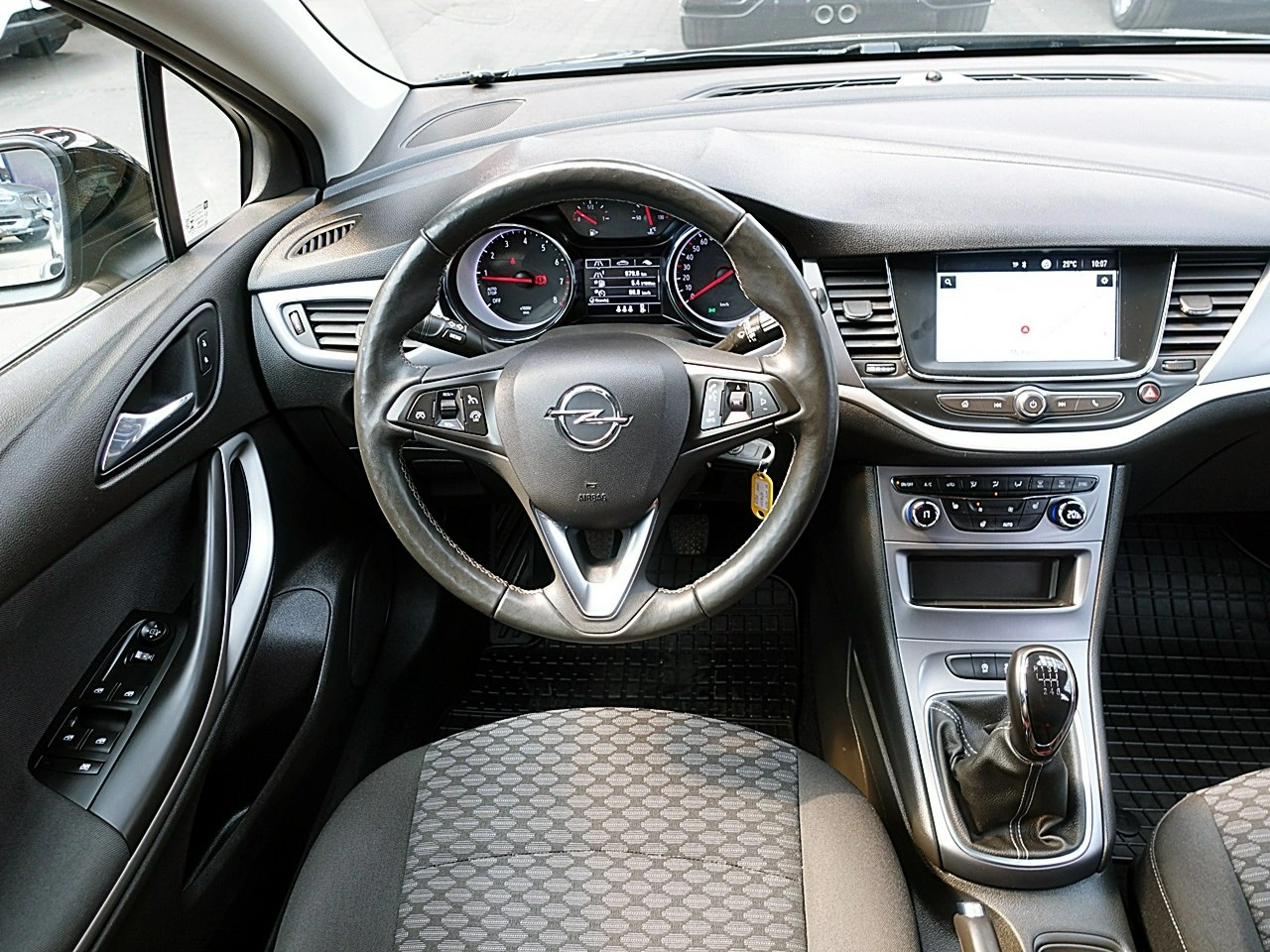 Opel Astra - Zdjęcie 12