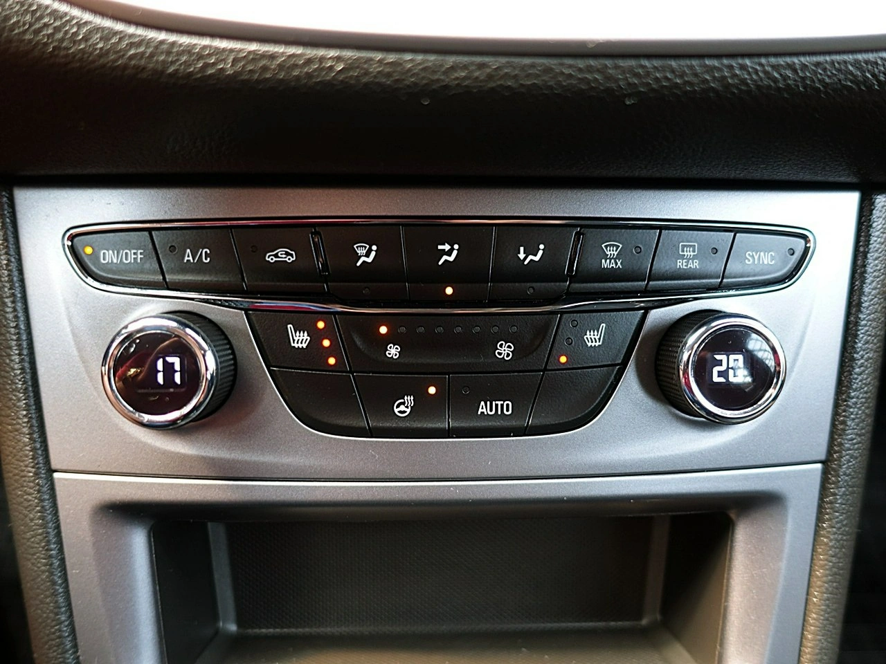 Opel Astra - Zdjęcie 22