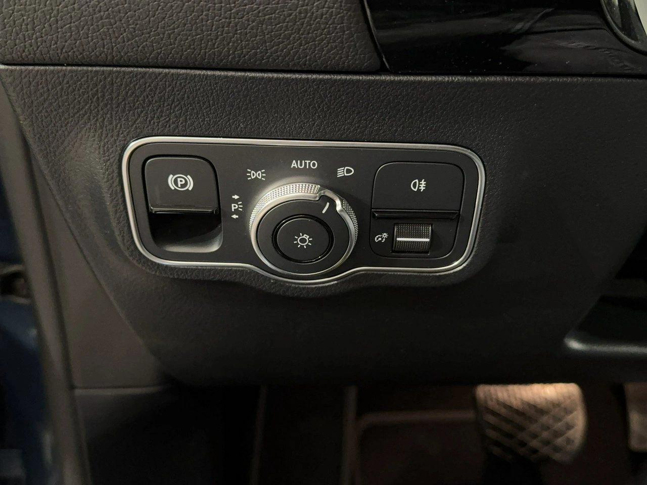 Mercedes GLA 250 - Zdjęcie 36