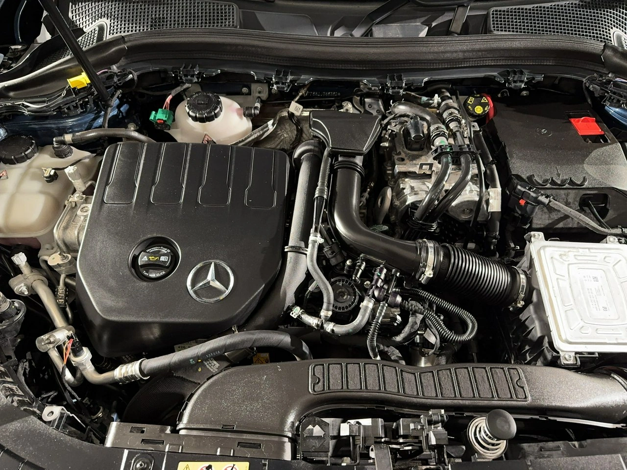 Mercedes GLA 250 - Zdjęcie 37