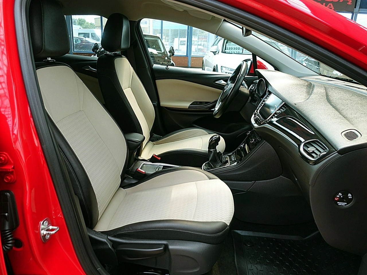 Opel Astra - Zdjęcie 10