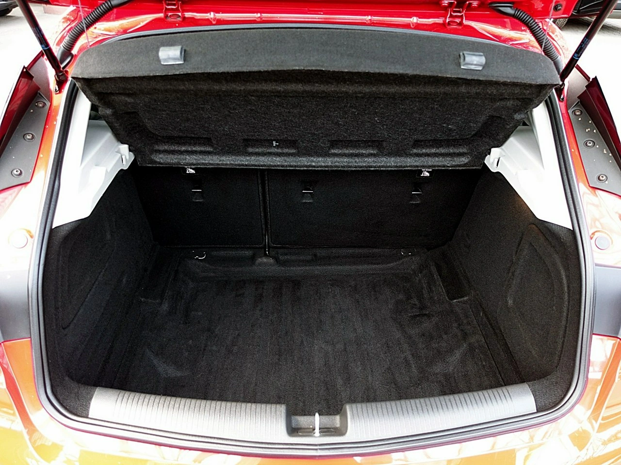 Opel Astra - Zdjęcie 14