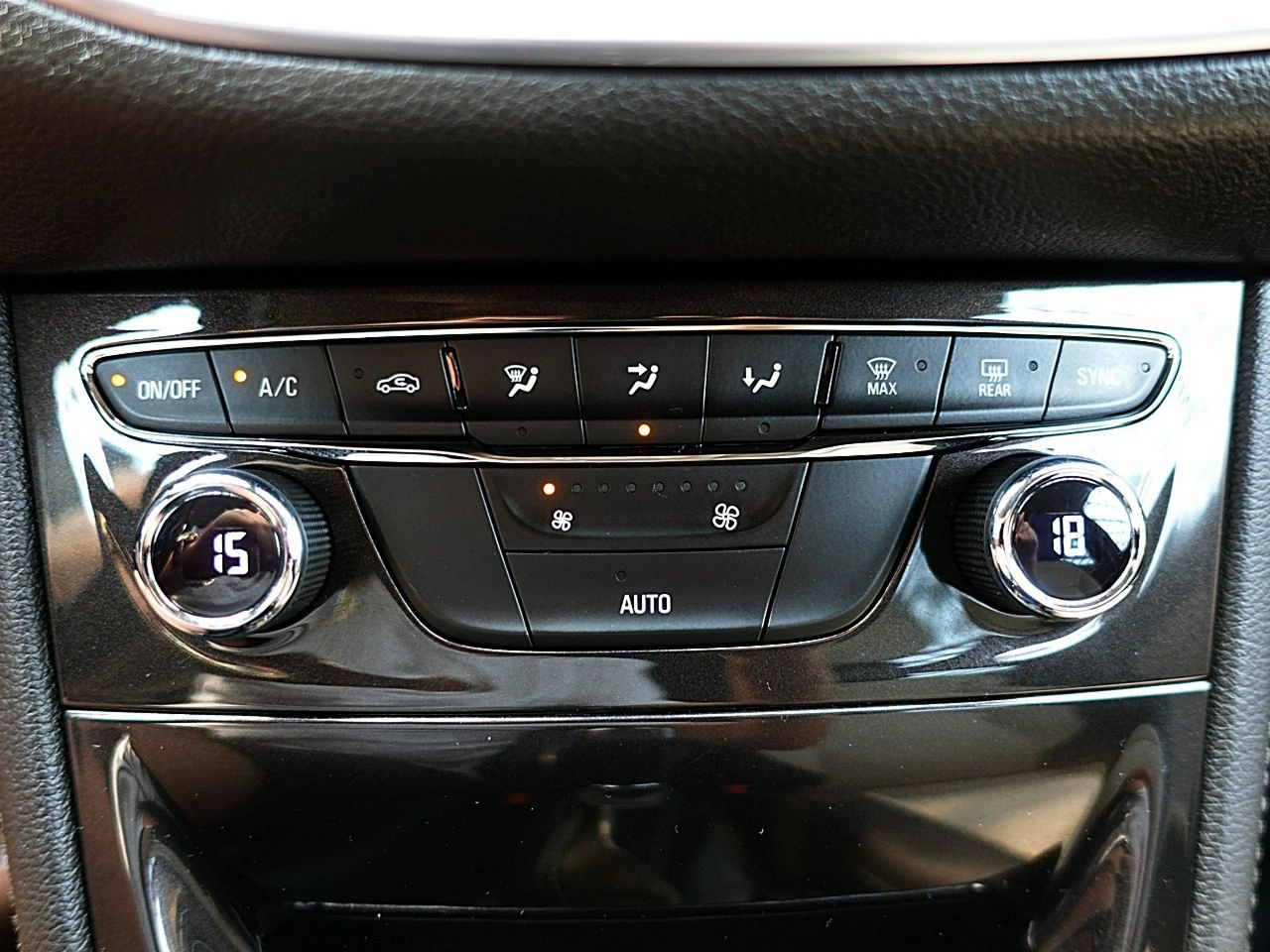 Opel Astra - Zdjęcie 22