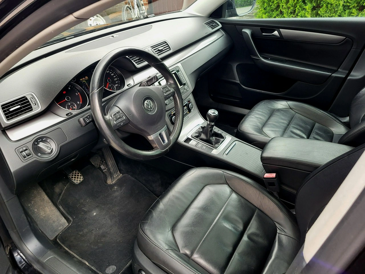 Volkswagen Passat - Zdjęcie 21