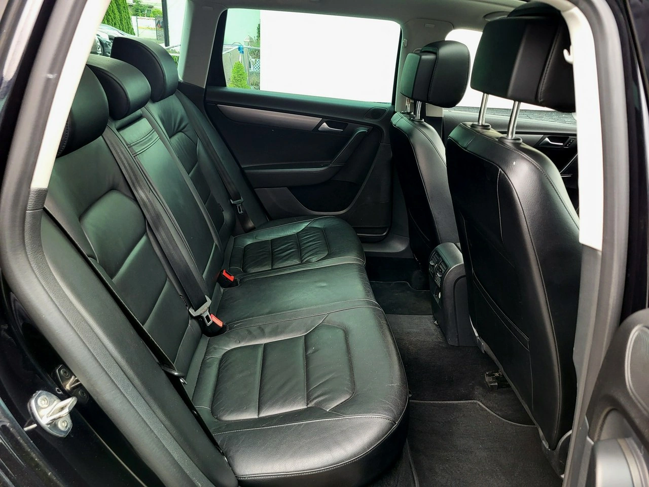 Volkswagen Passat - Zdjęcie 26