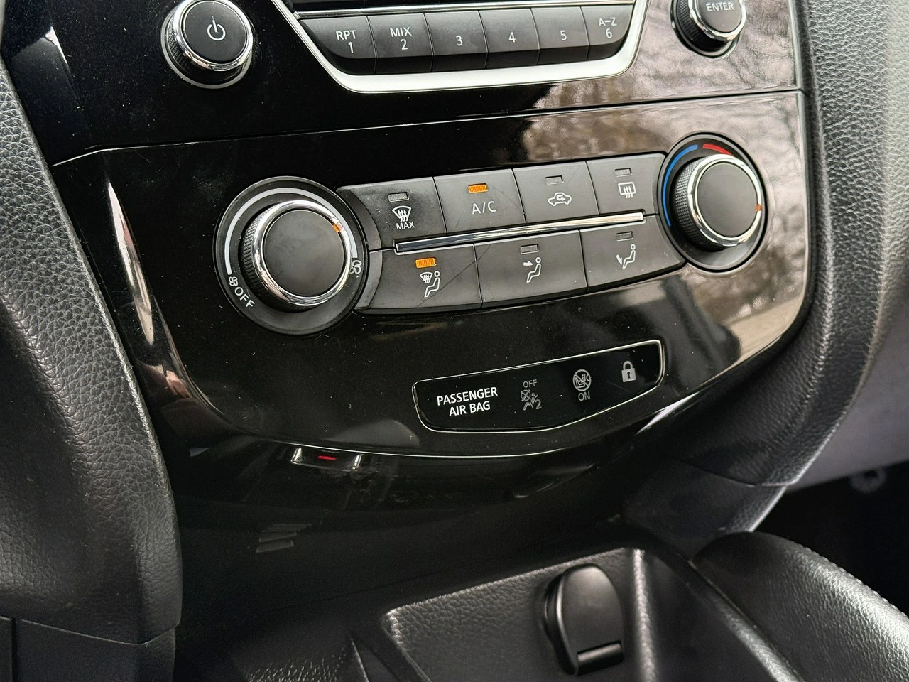 Nissan Qashqai - Zdjęcie 17