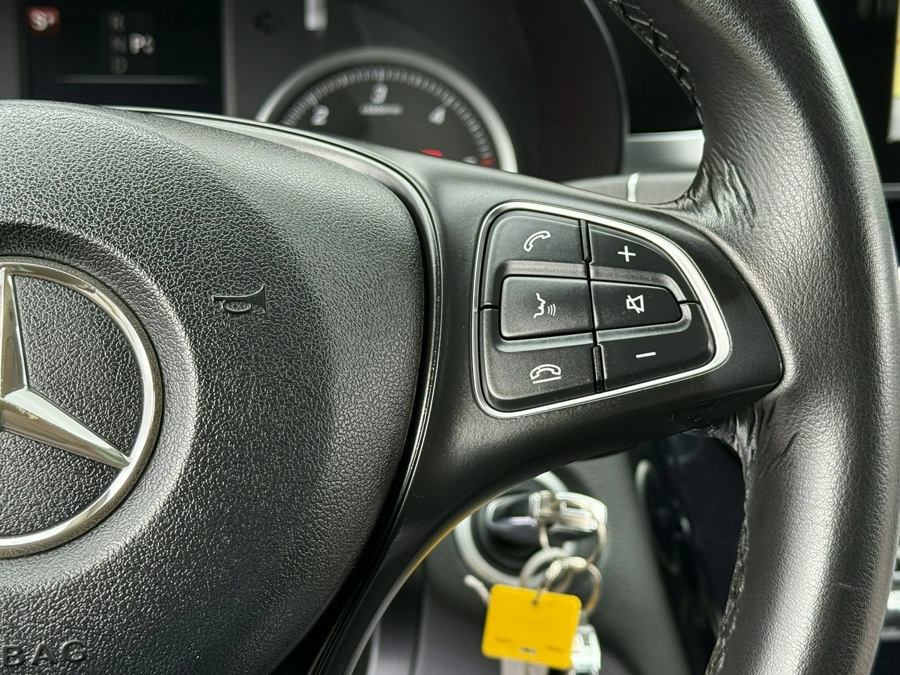 Mercedes C 200 - Zdjęcie 13