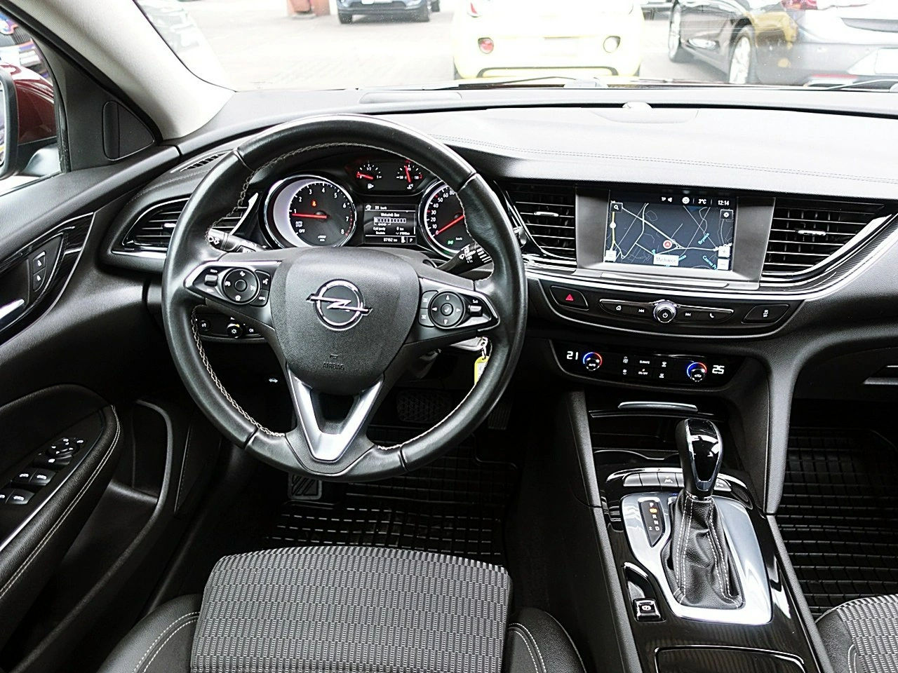 Opel Insignia - Zdjęcie 13