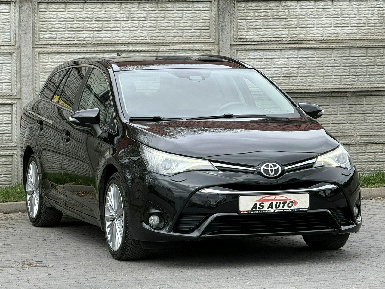 Toyota Avensis - Zdjęcie 1