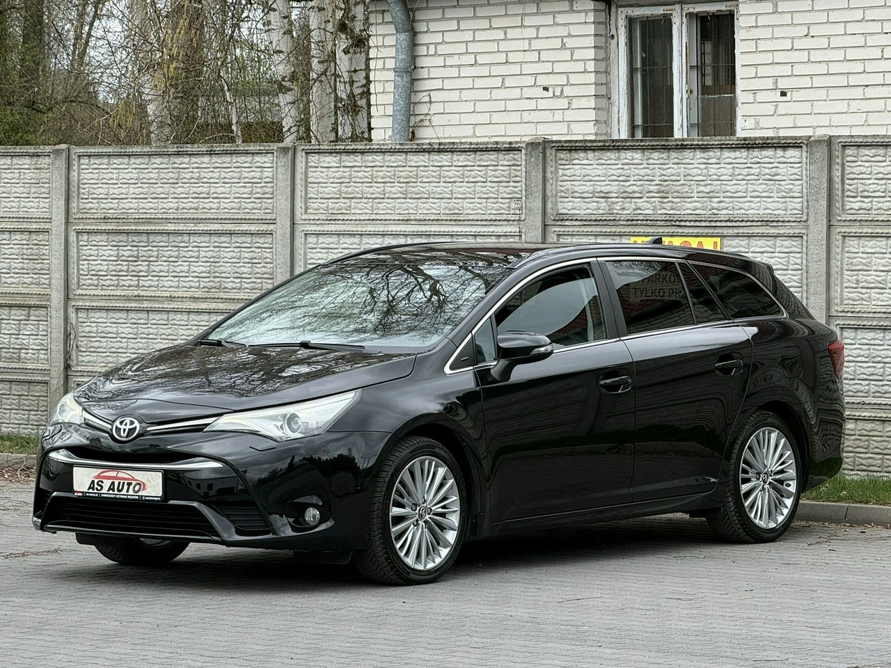 Toyota Avensis - Zdjęcie 25