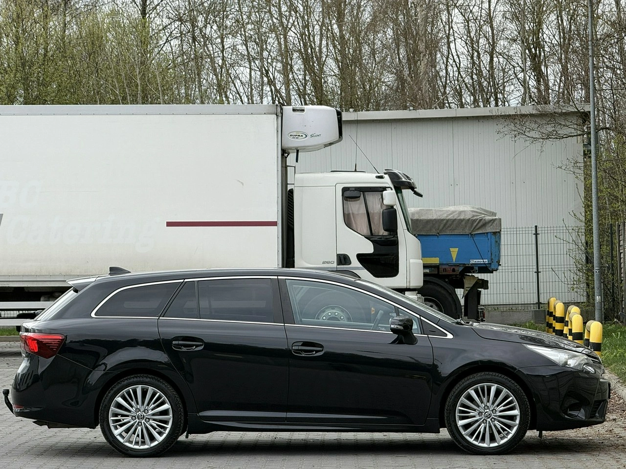 Toyota Avensis - Zdjęcie 45