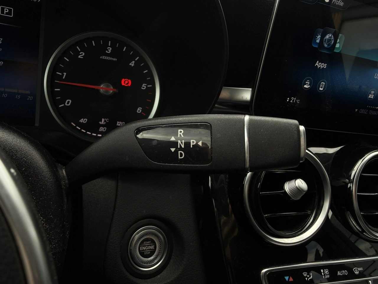 Mercedes GLC 200 - Zdjęcie 13