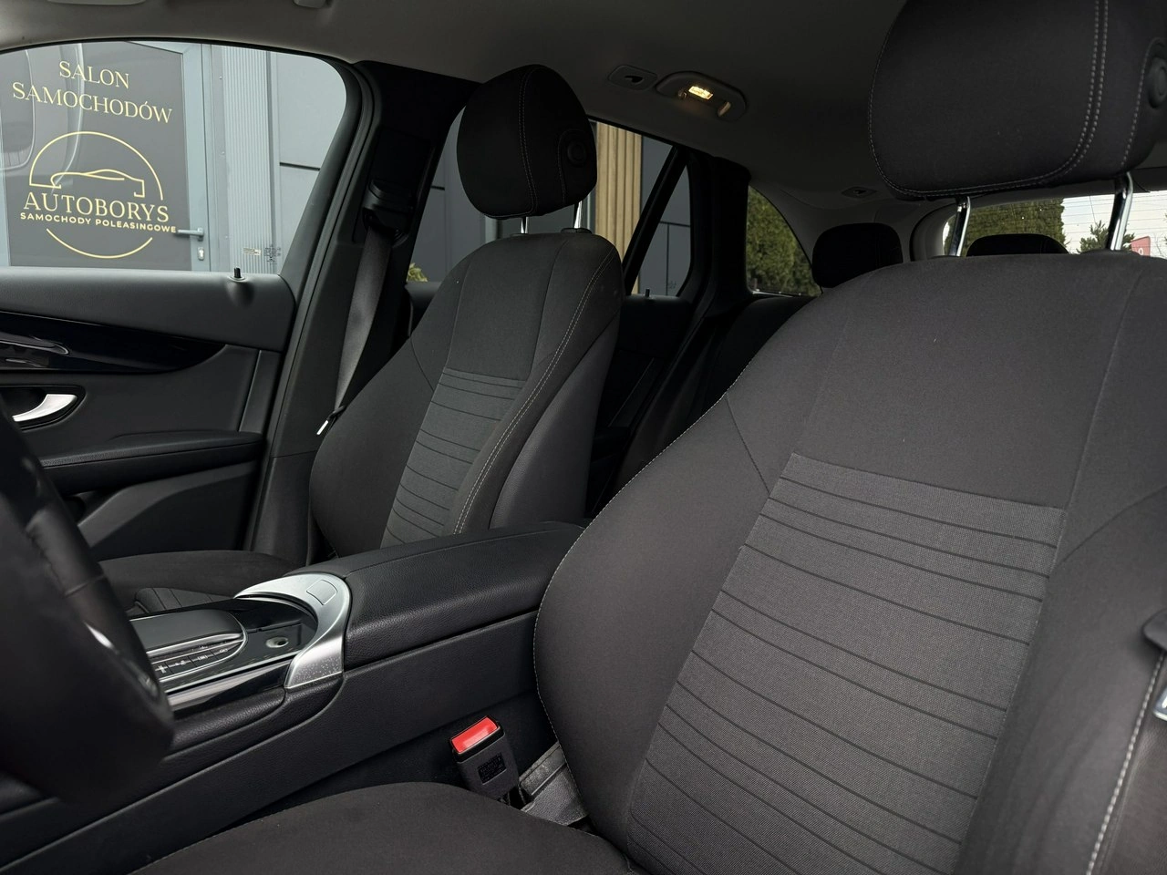 Mercedes GLC 200 - Zdjęcie 8