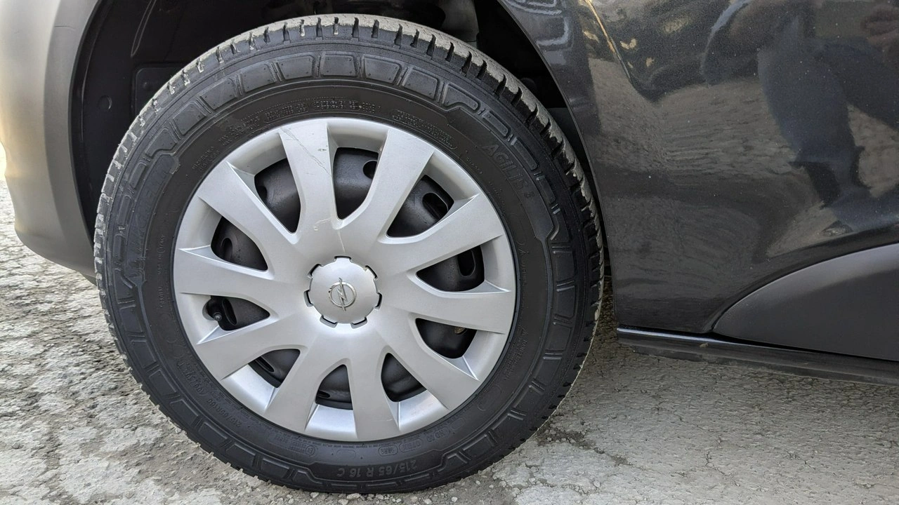 Opel Vivaro - Zdjęcie 37