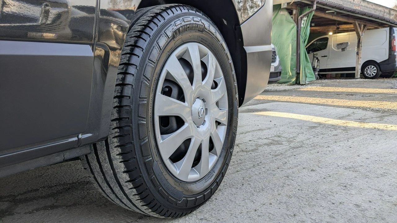 Opel Vivaro - Zdjęcie 39